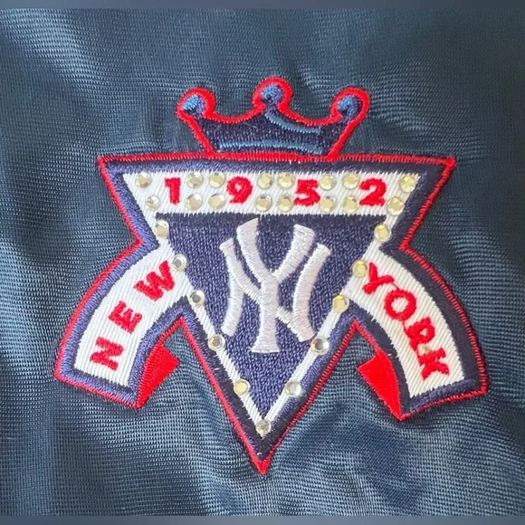 New York Yankees Cooperstown Collection G-III Sports By Carl Banks Team Jacket - Picture 4 of 9